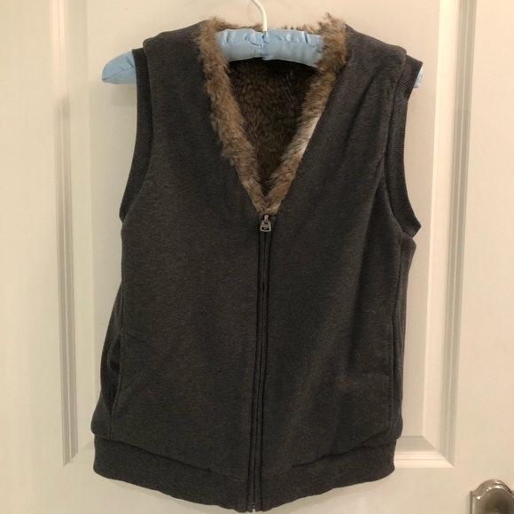 🔥 HOST PICK 🔥Splendid brand reversible faux fur vest - Picture 7 of 9